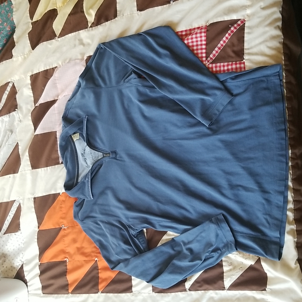 Men's long sleeved shirt